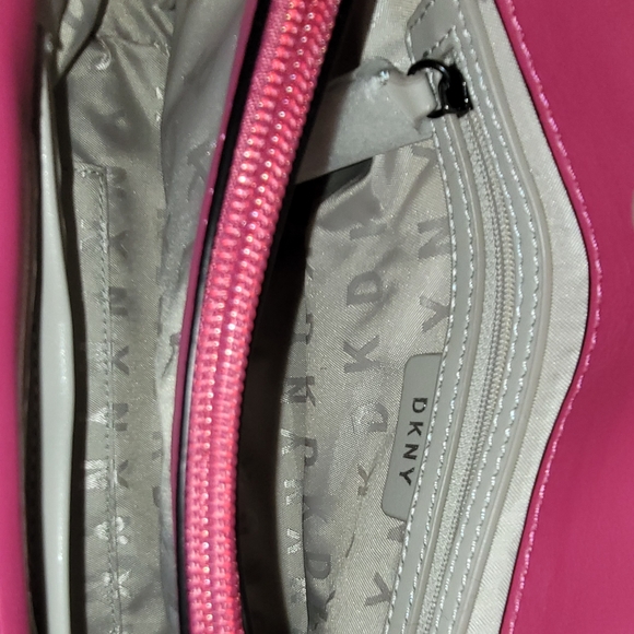 NWT Dkny Veronica LG Shoulder Bag Quilted Purse Crossbody Chain Strap - Picture 8 of 15